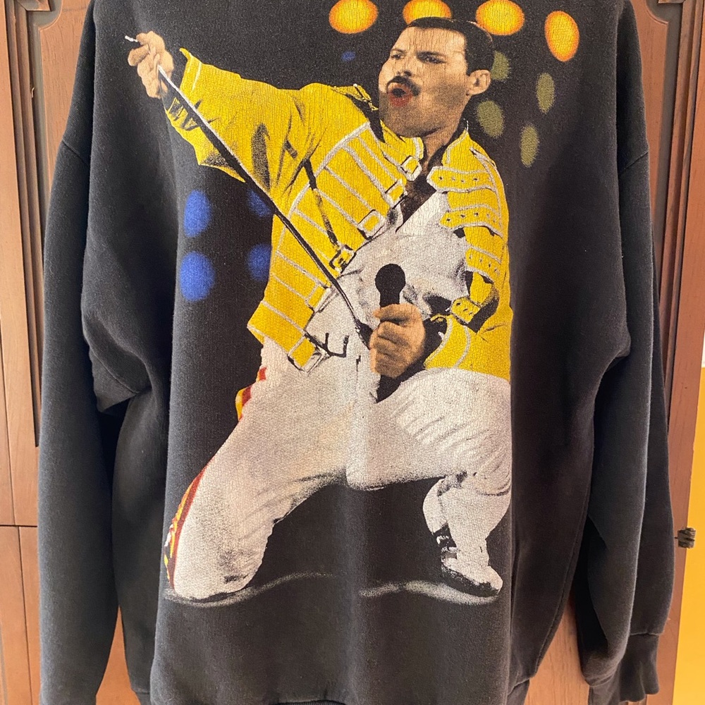 Vintage Commemorative Freddie Mercury Sweatshirt